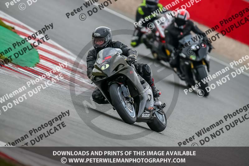 PJ Motorsport Photography;donington no limits trackday;donington park photographs;donington trackday photographs;no limits trackdays;peter wileman photography;trackday digital images;trackday photos